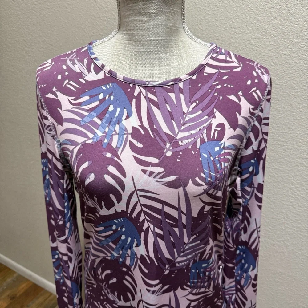 32 DEGREES COOL Women's Purple Leaf Shirt Size Small Sun Protection UPF 50+